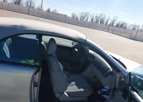 2001 Mercedes-Benz Clk 430 z USA, uszkodzony, nr VIN WDBLK70G11T073423